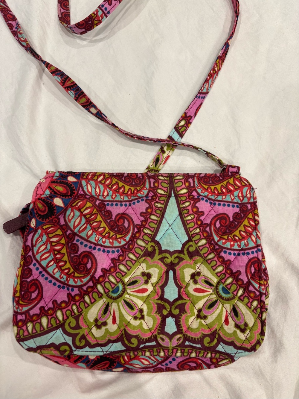 Vera Bradley Resort Medallion Crossbody - Picture 8 of 8